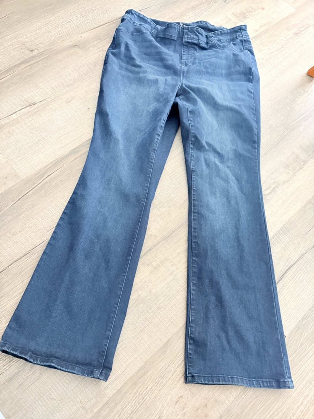 DG2 Diane Gilman Indigo Denim Flare Jeans Sz 16w 18w 20wt